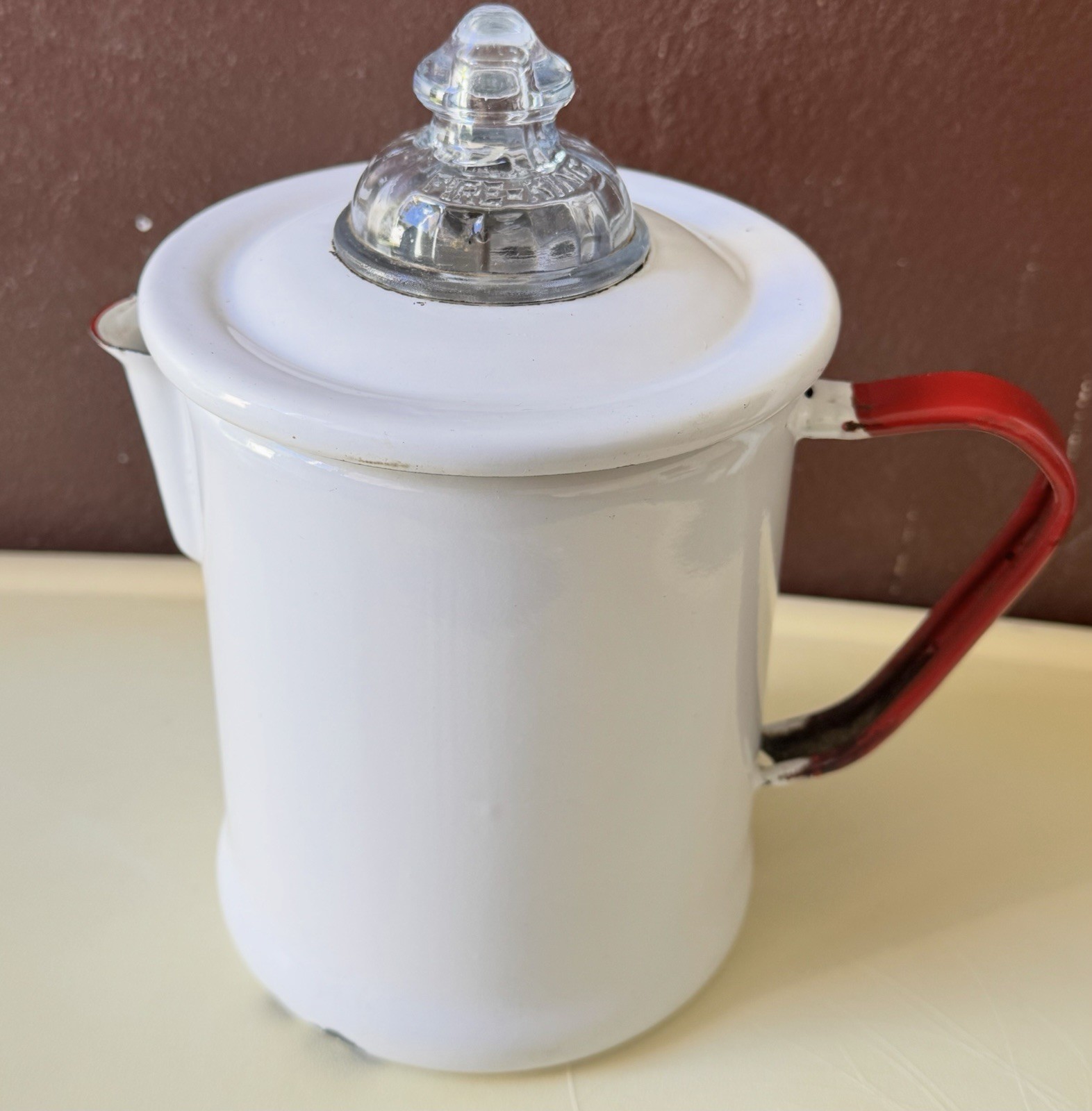 VTG White Red Trim Enamelware Percolator Coffee Pot Fire King Glass Topper 8\