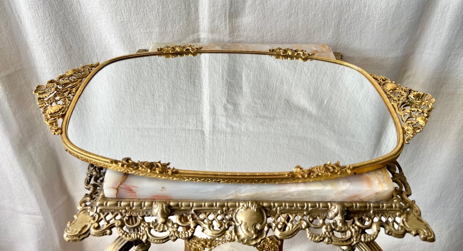 Vintage 1950s-70s Matson 804 Gold Gilt Ormolu Mirrored Vanity Tray Floral 19