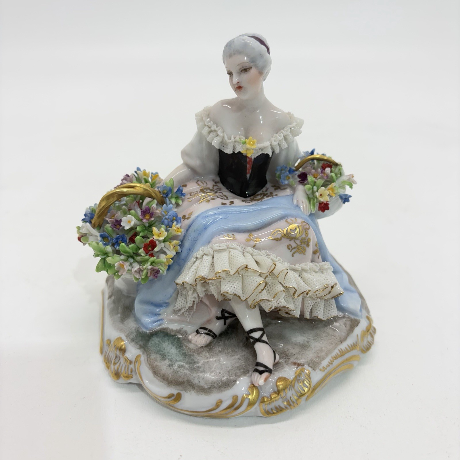 Luigi Fabris Capodimonte Porcelain Lace Lady Figurine With Flowers 