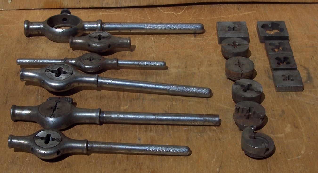 Collector/Vintage/antique American machinist/mechanic thread dies tool T-handles Collector/Vintage/antique American machinist/mechanic thread dies tool T-handles