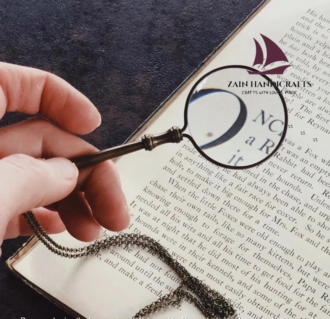 ZAIN Antique Brass Magnifying Glass Necklace Vintage Style Reader Magnifying