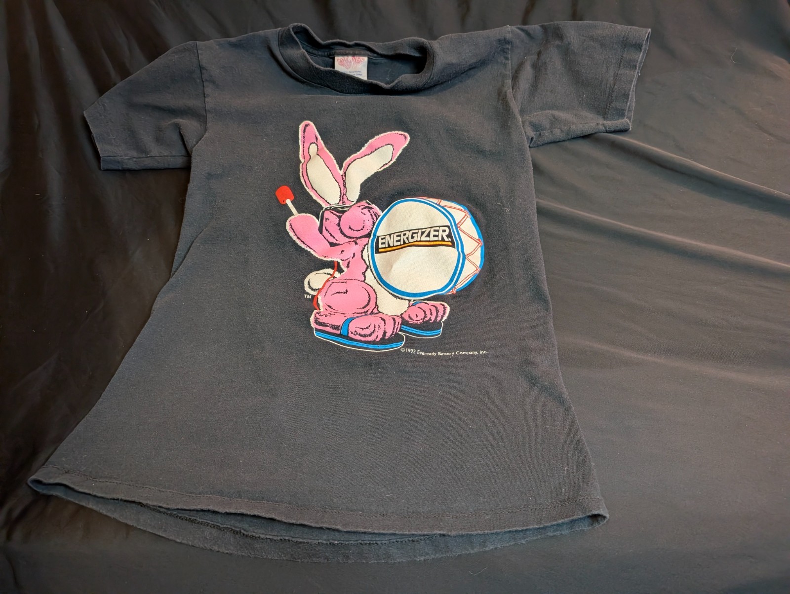 Vintage 1992 Energizer Bunny T-Shirt Nothing Lasts Longer Black Size S USA Made