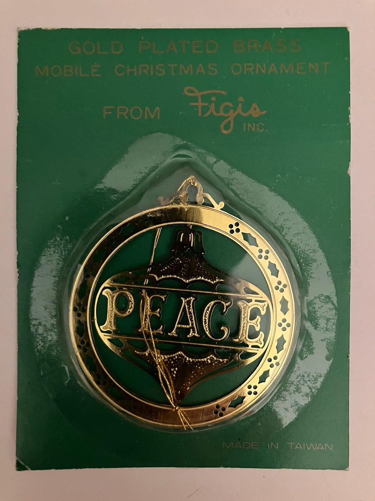 Vintage Figis Inc Peace Gold Tone Plated Brass Round Mobile Christmas Ornament Vintage Figis Inc Peace Gold Tone Plated Brass Round Mobile Christmas Ornament