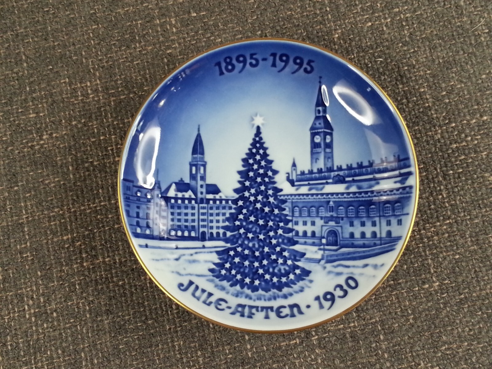 Vintage  1992 Bing Grondahl Blue Denmark Centennial Plate Copenhagen Christmas