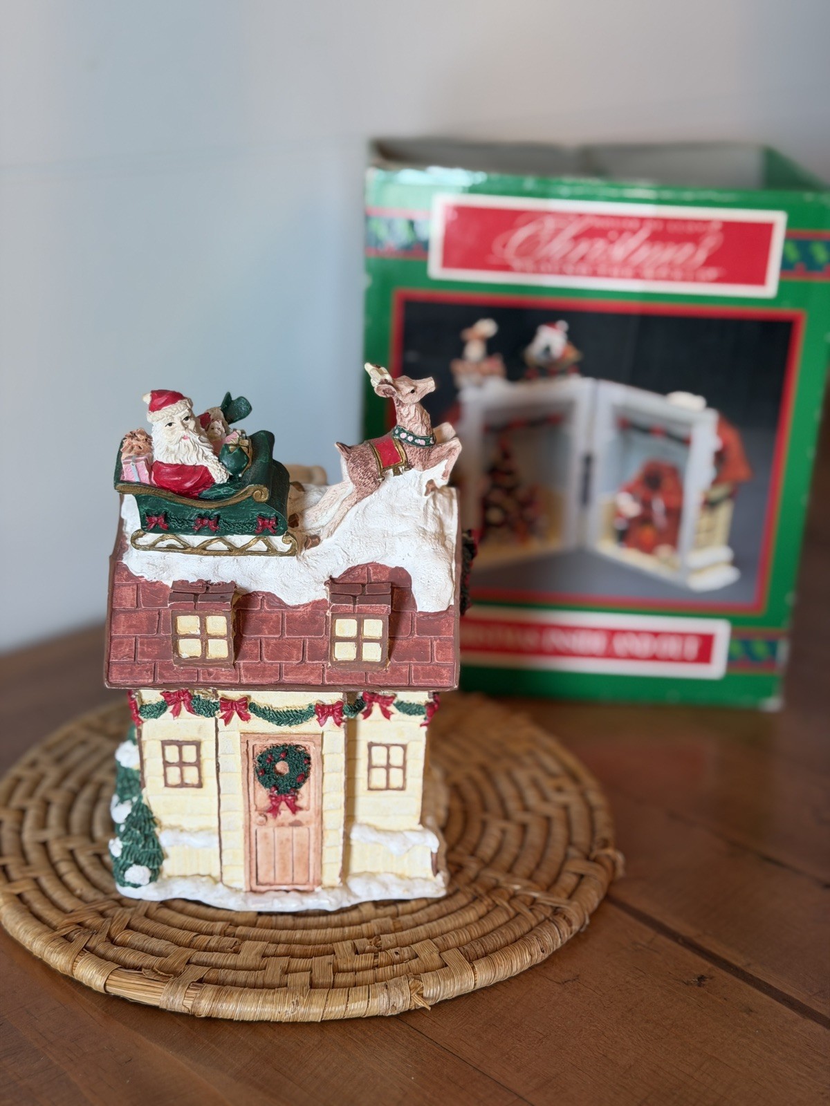 House of Lloyd Christmas Inside and Out - Ceramic House Vintage with box. 