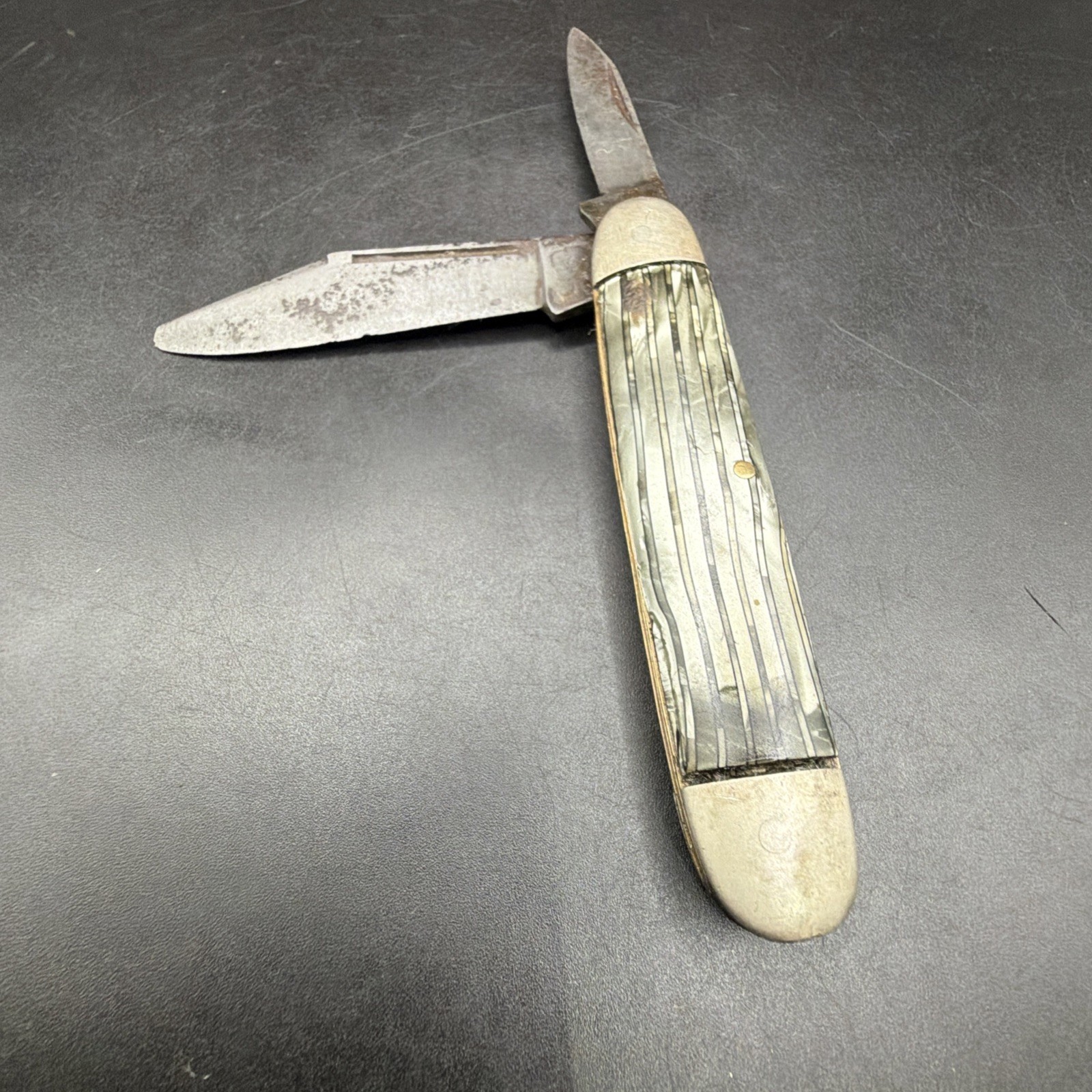 Vintage Shapleigh Hardware Co St Louis MO Equal End Parts Repair Pocket Knife