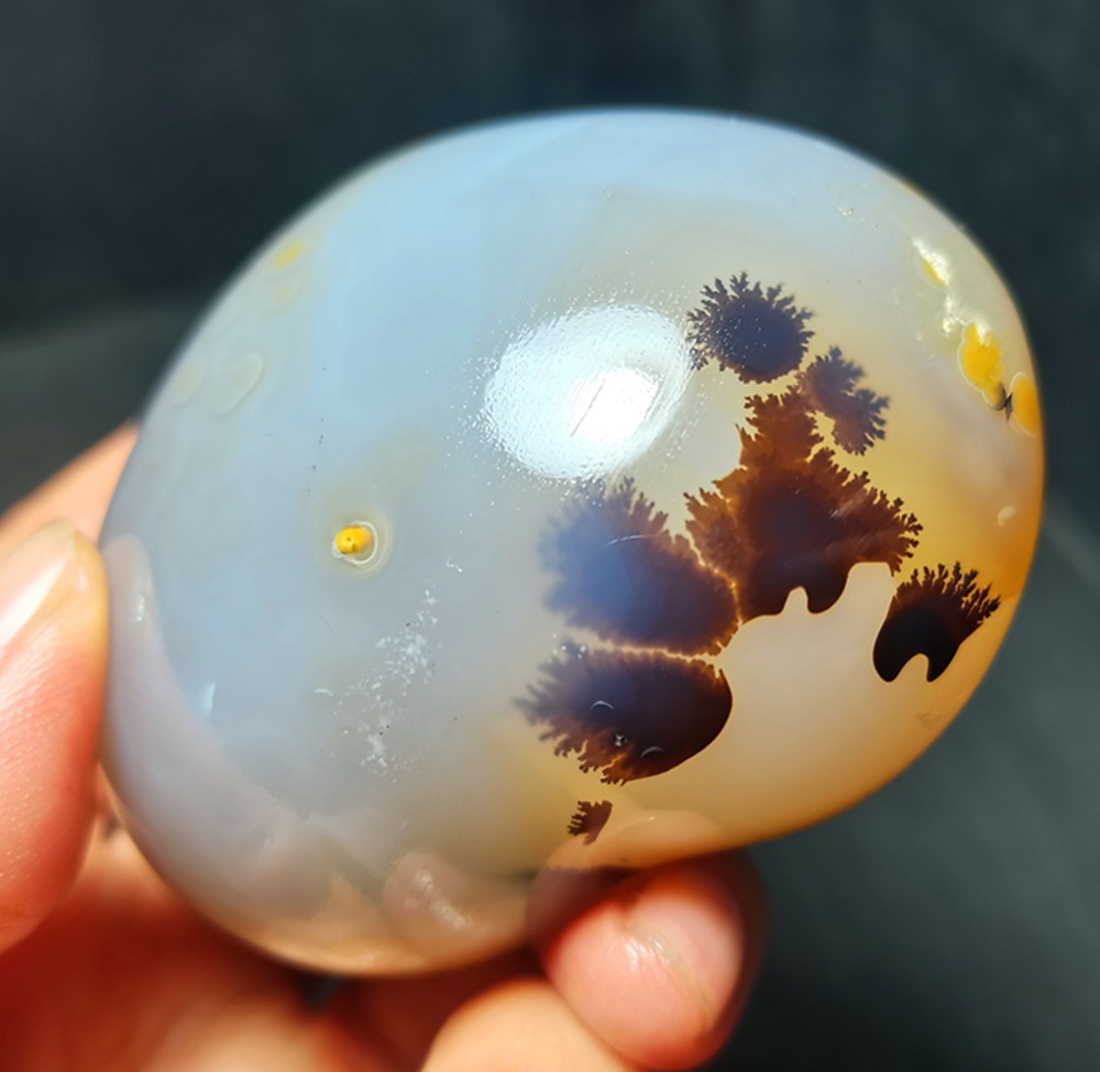 TOP 189 G Natural Polished Colorful Banded Agate Stone Madagascar WYY3942