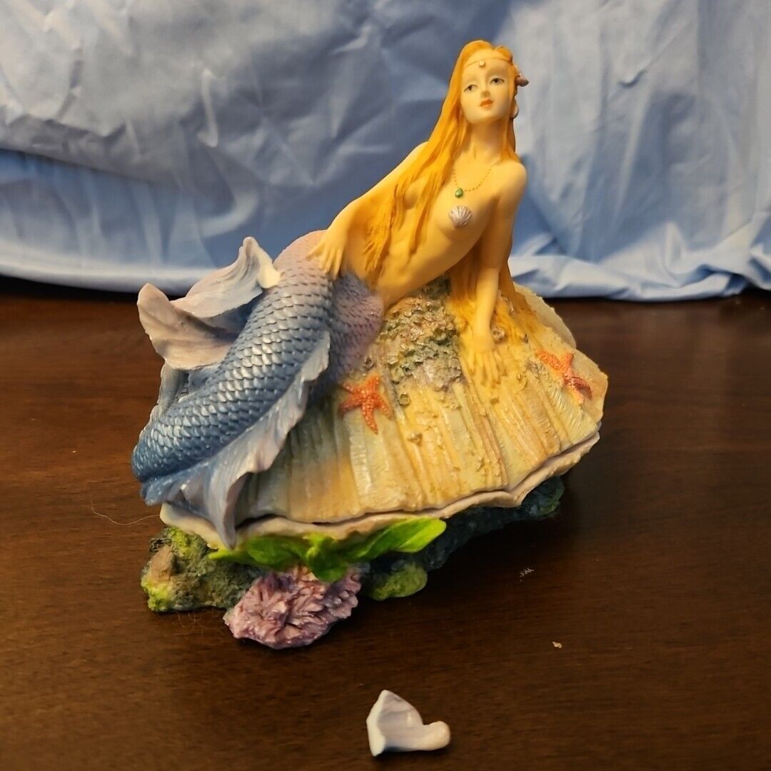 Vintage Summit Collection Mermaid On Shell Trinket Box Sculpture Figurine Read