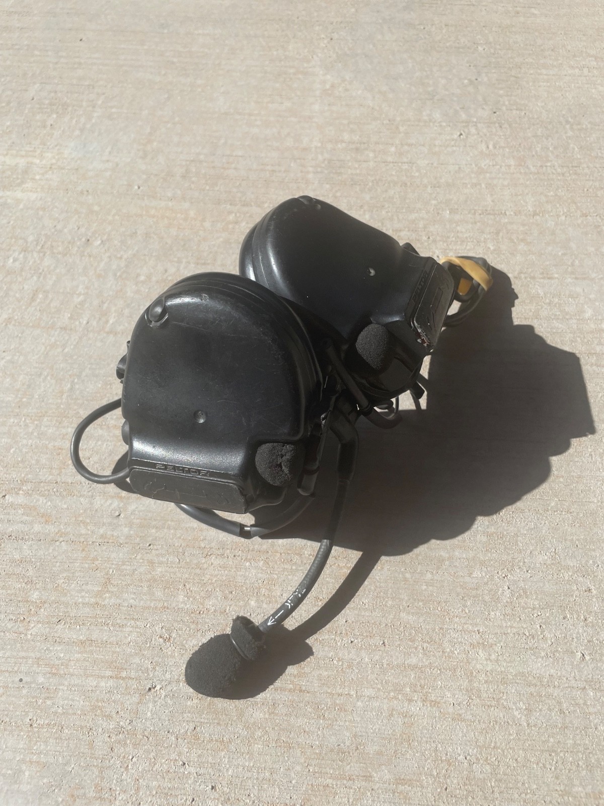3M Peltor Comtac III Single Comm Neckband Headset Black FULLY FUNCTIONAL