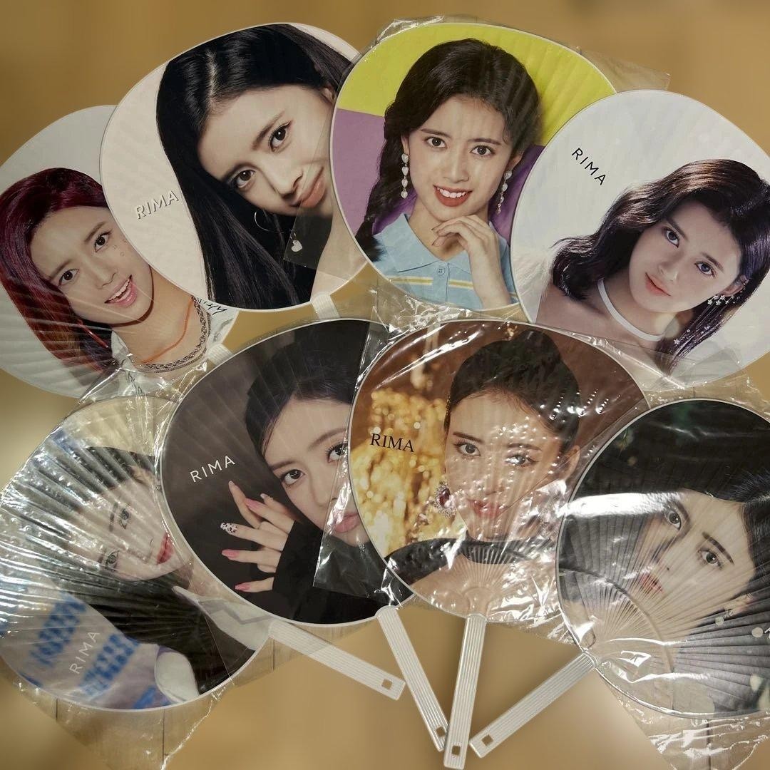 NiziU RIMA Fan Set of 8 Hand Fans K-pop Merchandise NiziU RIMA Fan Set of 8 Hand Fans K-pop Merchandise
