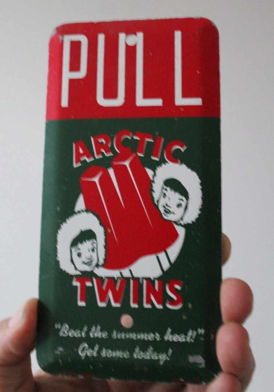 1950s PULL ARCTIC TWINS POPSICLE DOOR STAMPED PAINTED METAL DOOR SIGN TREAT