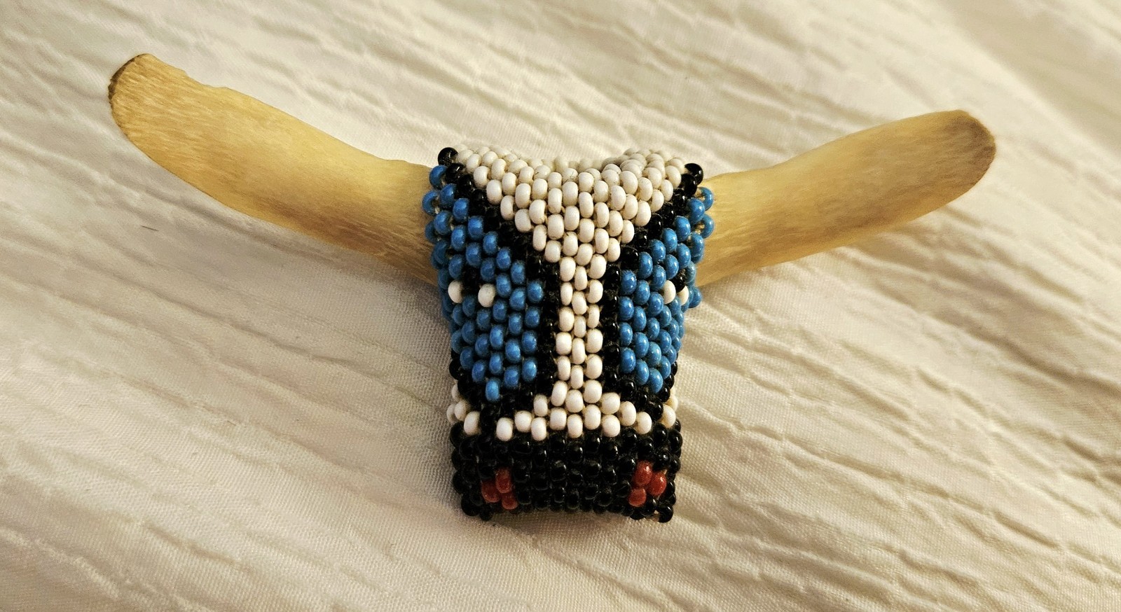 Antique Native American Cow Spine Beaded Bolo Tie Slide Or Scarf Slide Steer