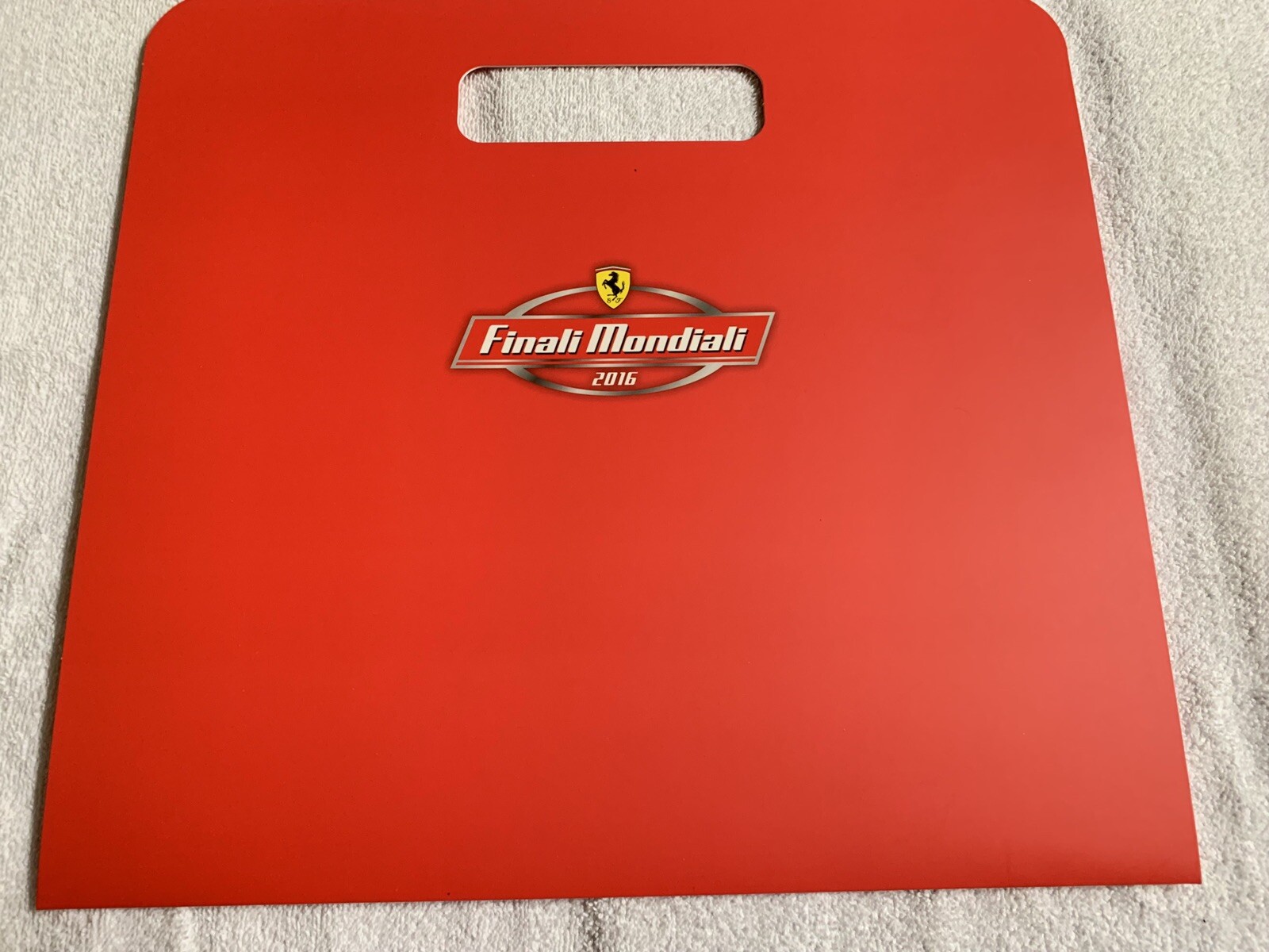 FERRARI FINALI MONDIALI 2016 COMMEMORATIVE COLLECTION SET
