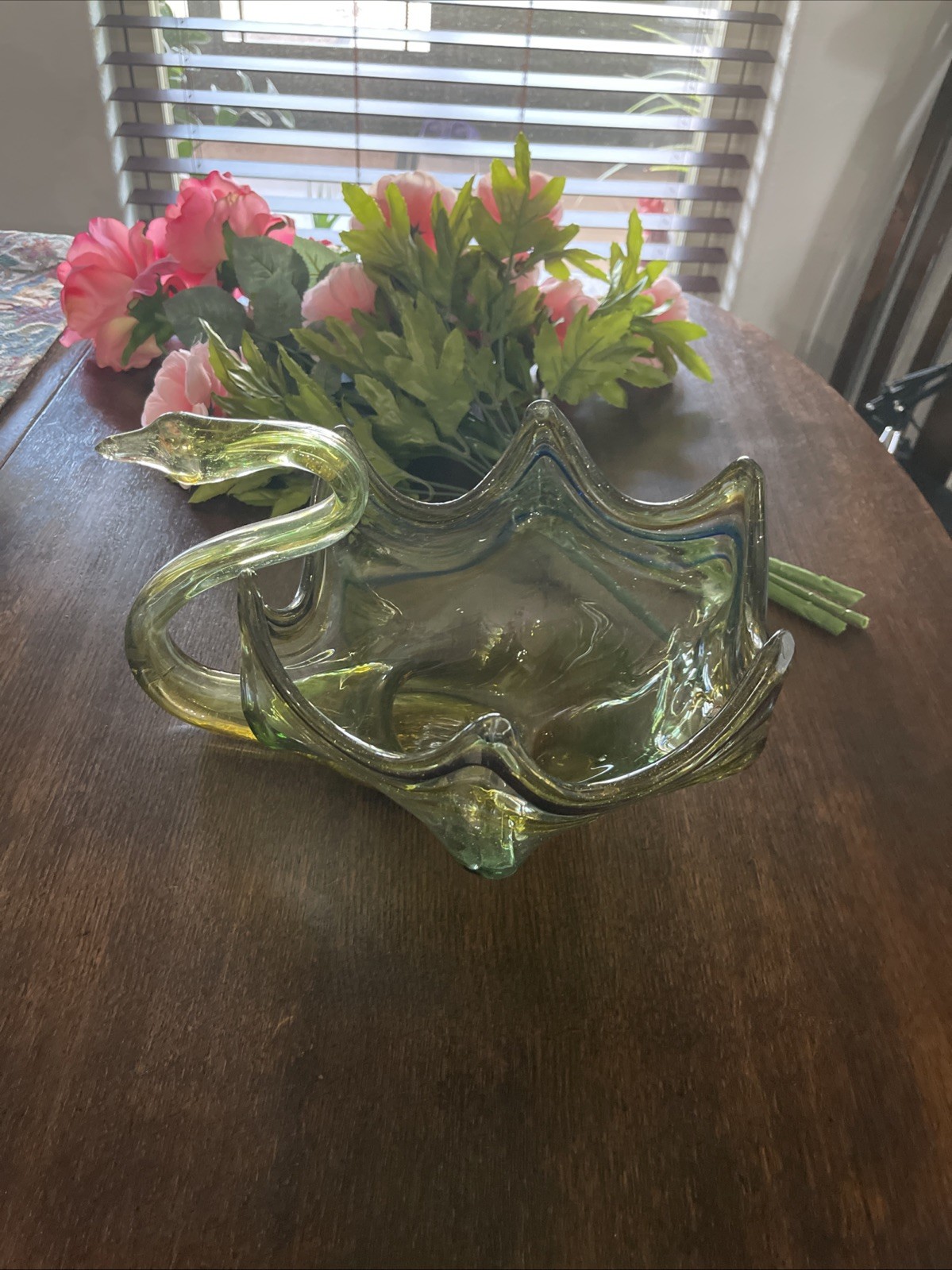 Mid-century Green Blown Glass Swan Bowl Or Vase