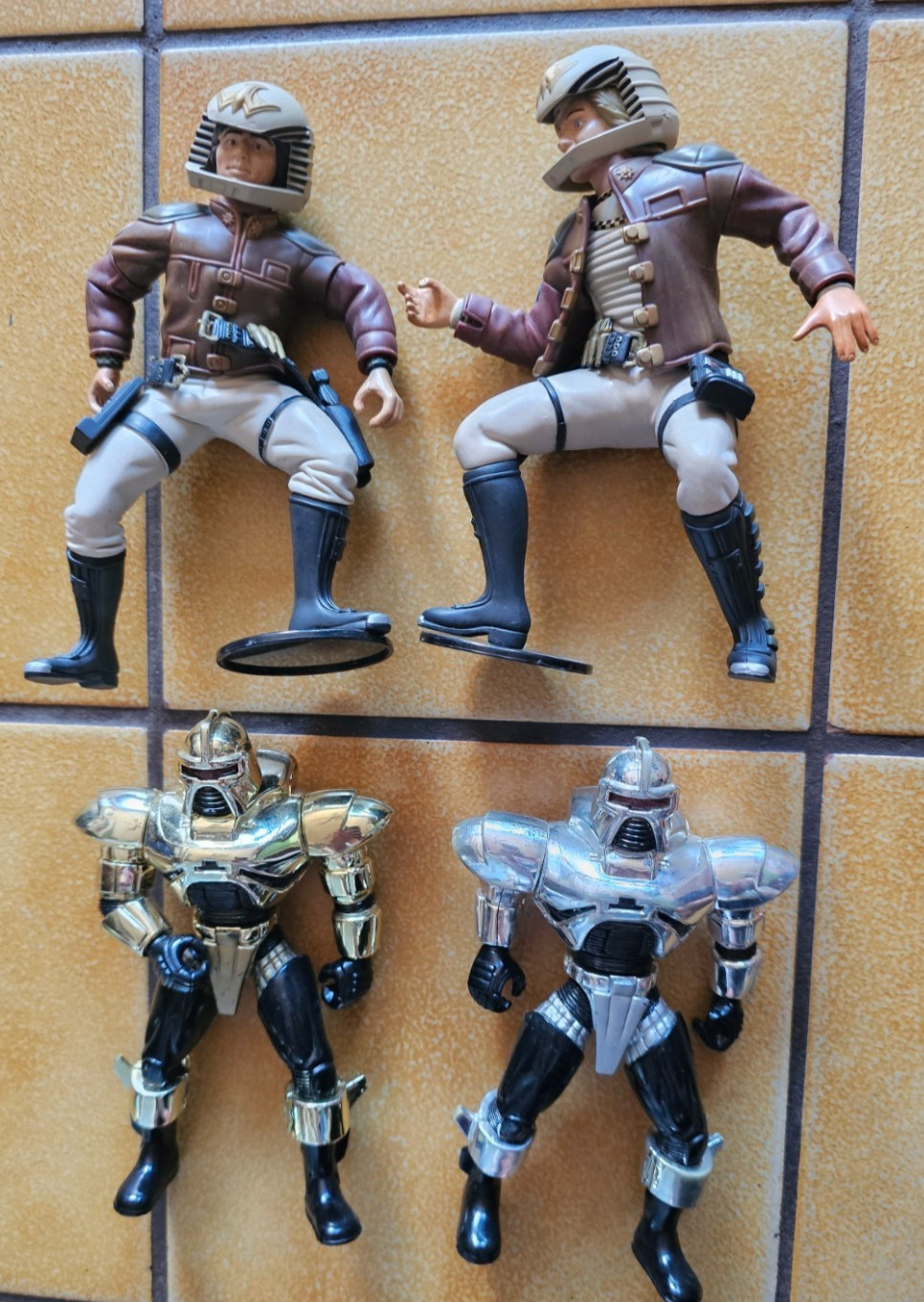 Lot of 4 BattleStar Galactica Joyride 2005 Starbuck & Apollo trendmasters Cylons