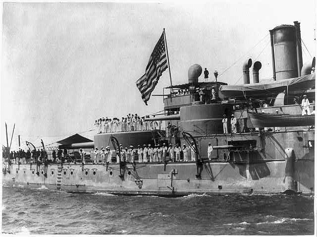 Photo:U.S.S. Massachusetts Battleship Starboard Amidship 1898 Sailors Deck