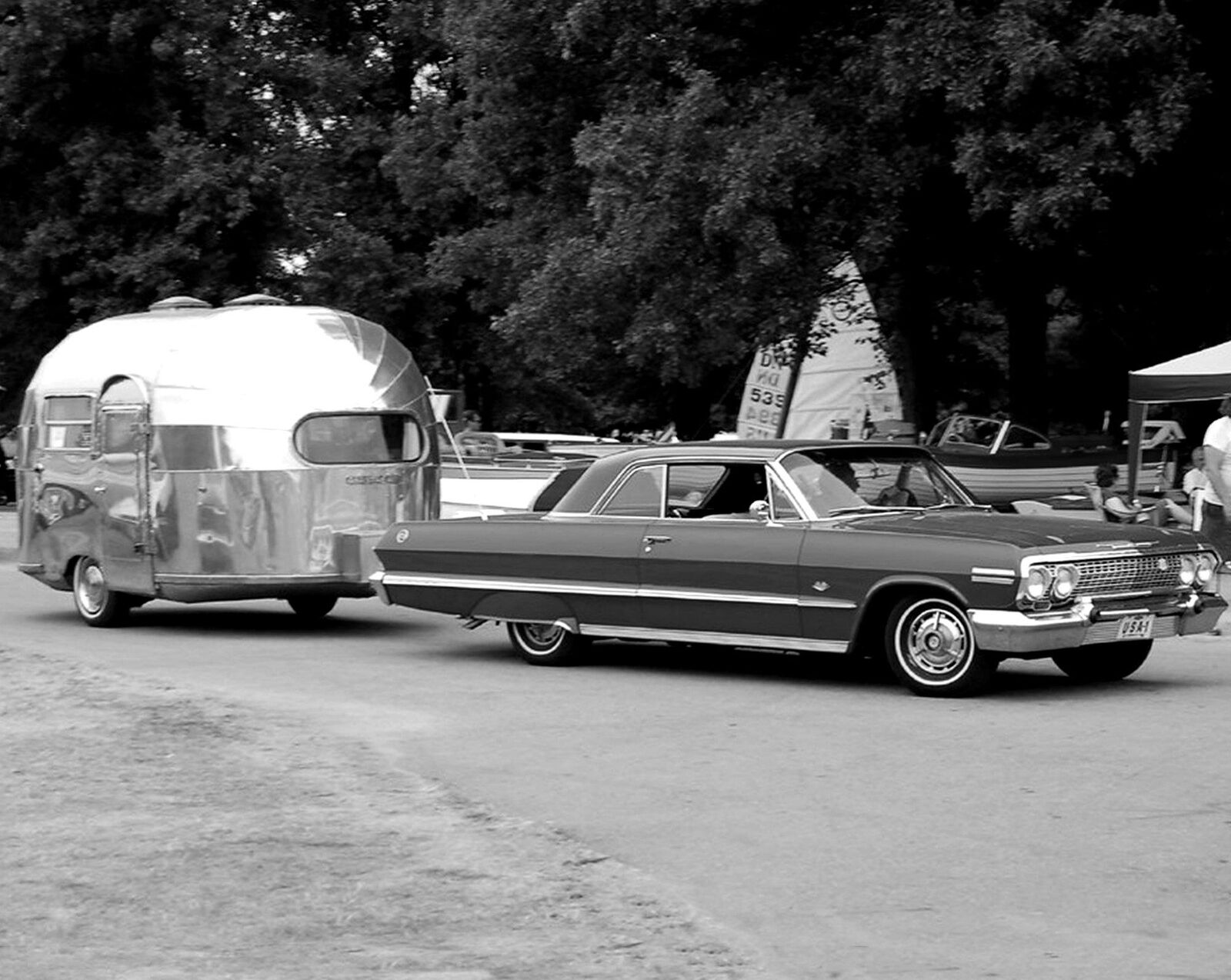 1963 CHEVROLET Pulling Small AIRSTREAM Trailer Photo  (195-R)