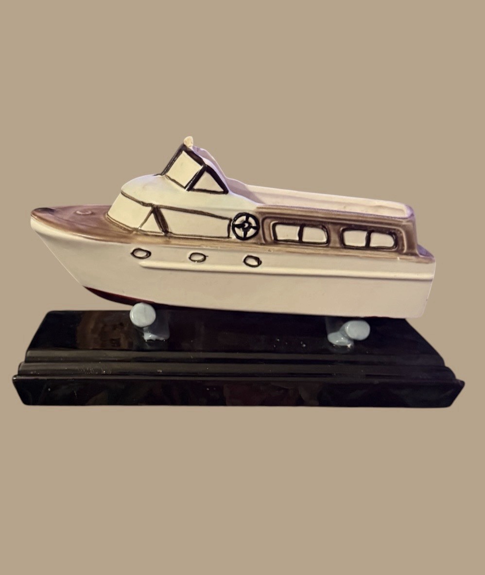 Vintage ~ 1950s ~ Ceramic ~ Yatch Cabin Cruiser ~ Boat Planter Vintage ~ 1950s ~ Ceramic ~ Yatch Cabin Cruiser ~ Boat Planter