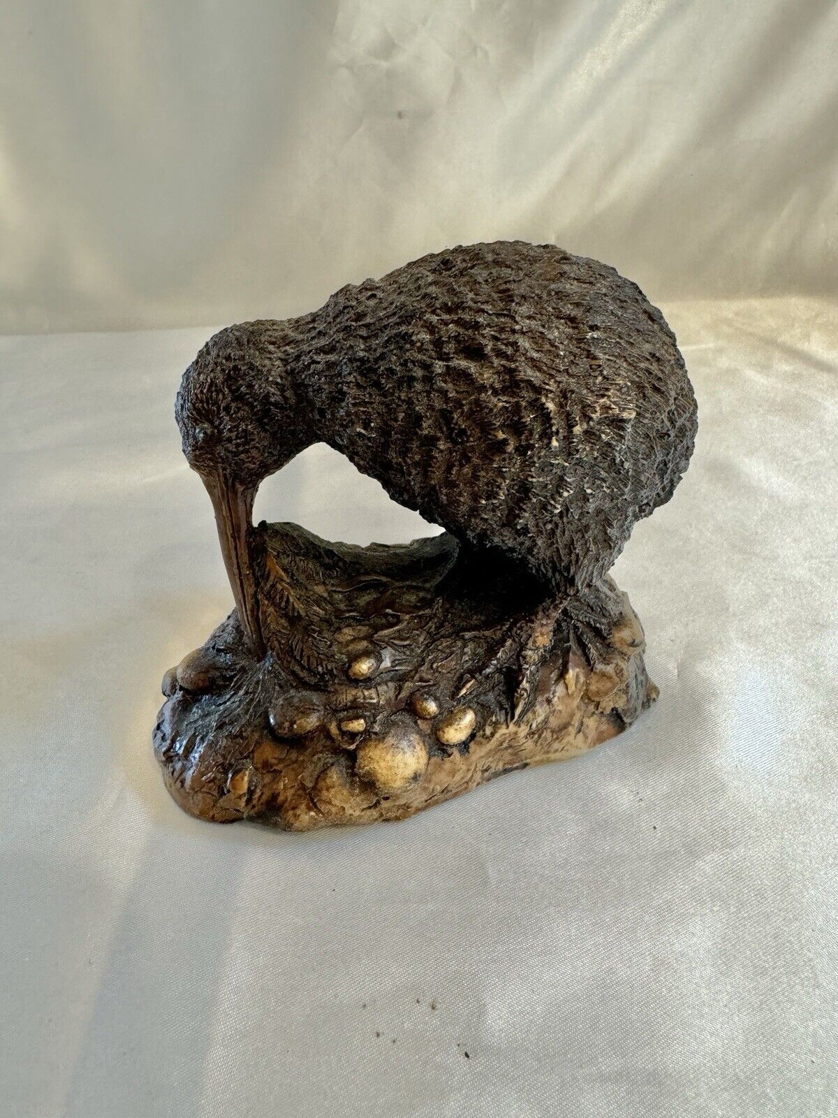 Vintage Kiwi Resin Figurine Sculpture By Davey Allan Co. New Zealand Signed