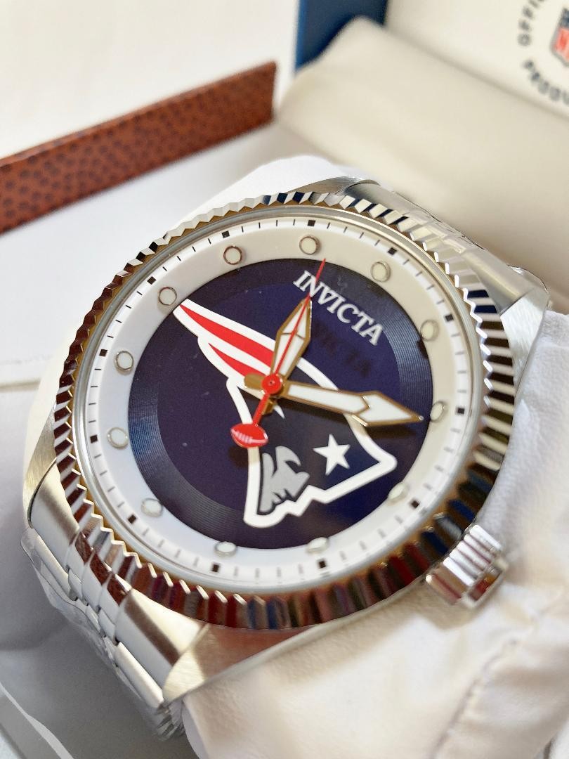 Invicta Wristwatch Unisex