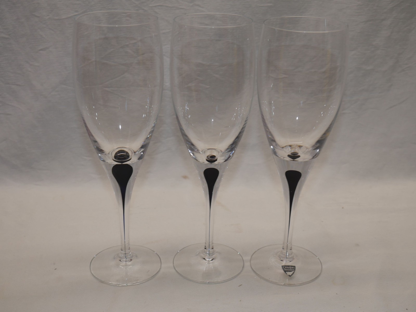3 Fine Orrefors Intermezzo Black 8.75\