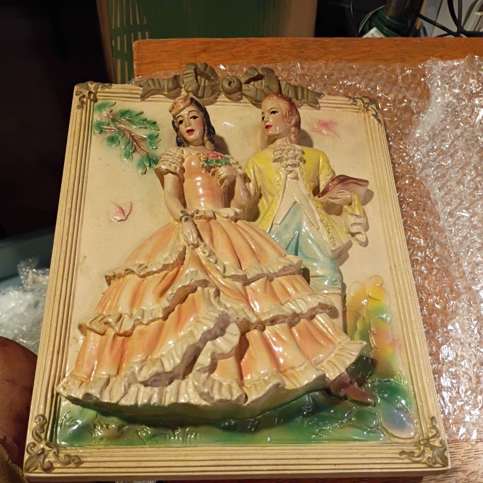 Vintage Roman Art Co Robia Ware Victorian Couple Chalkware Wall Decor St. Louis