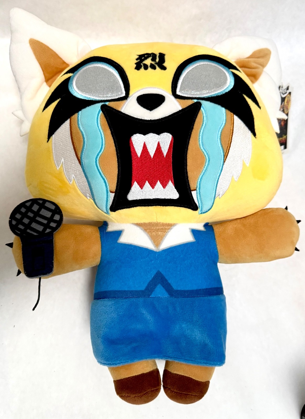 Aggretsuko Hug Me Vibrating Plush 16\