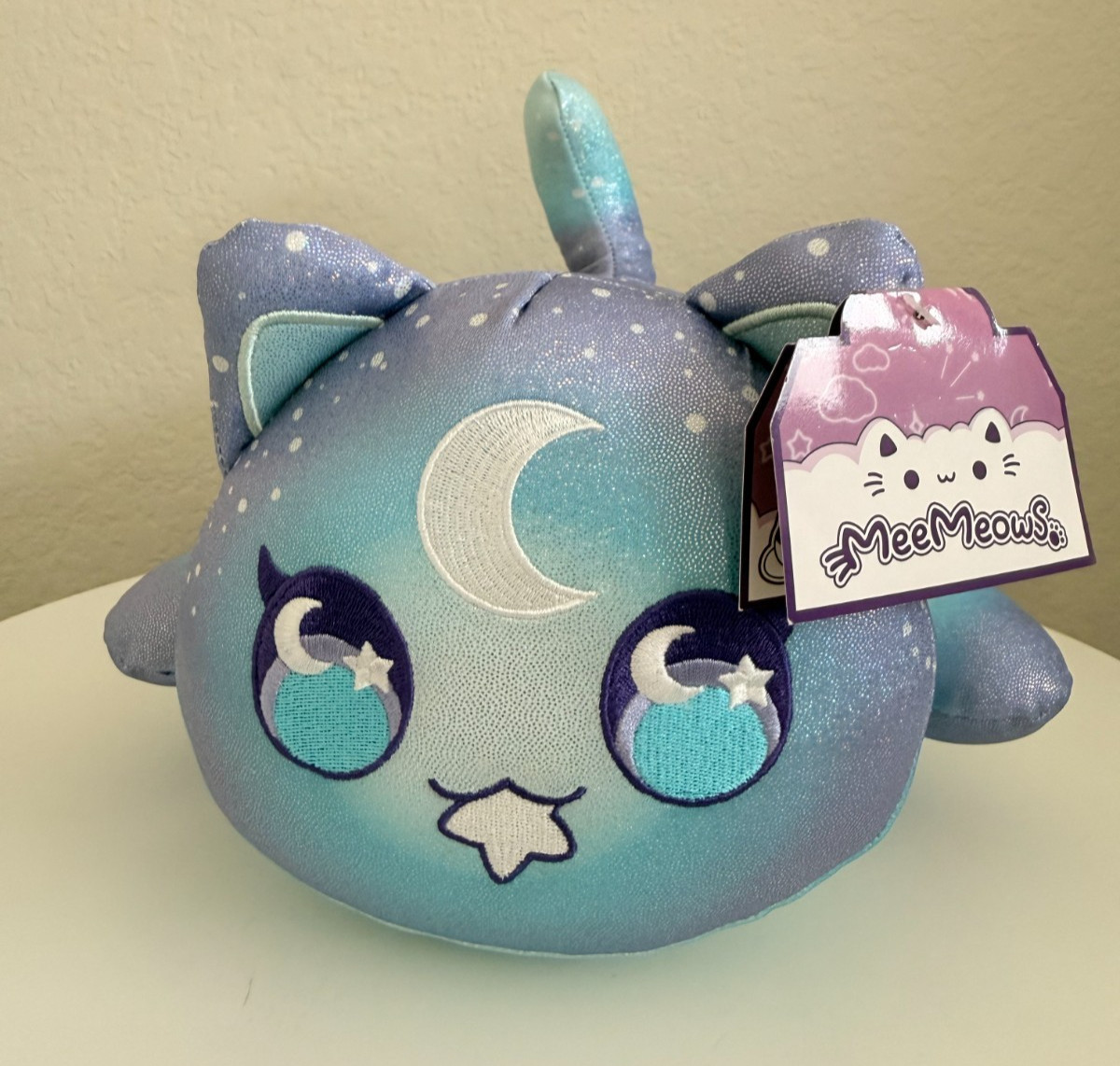 Aphmau MeeMeows 11” Vidcon 2025 Moonstone Plush Cat (NWT, HTF, Rare) Aphmau MeeMeows 11” Vidcon 2025 Moonstone Plush Cat (NWT, HTF, Rare)