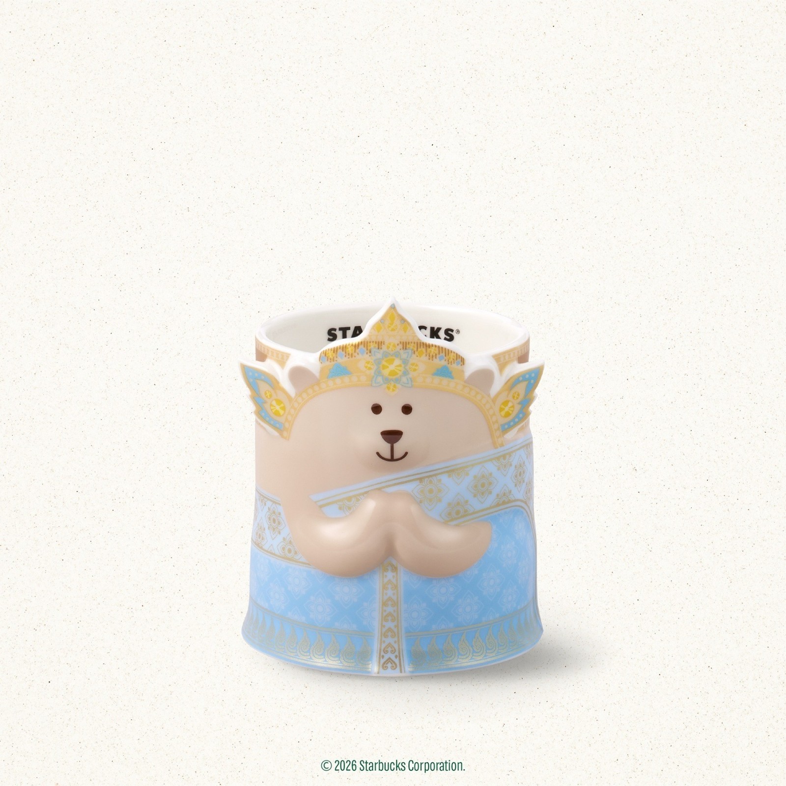 StarbuckBearista Meets Thailand comes with an exclusive Thailand-themed cup bear