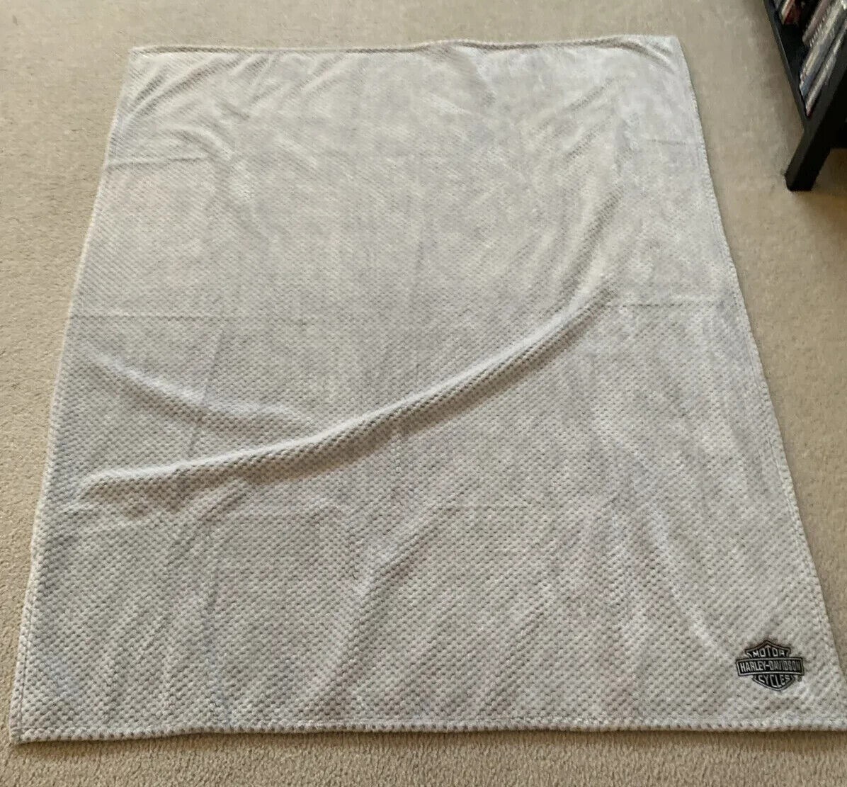 HARLEY-DAVIDSON GRAY Chenille Plush Blanket 5' X 4' HD Embroidered - 
