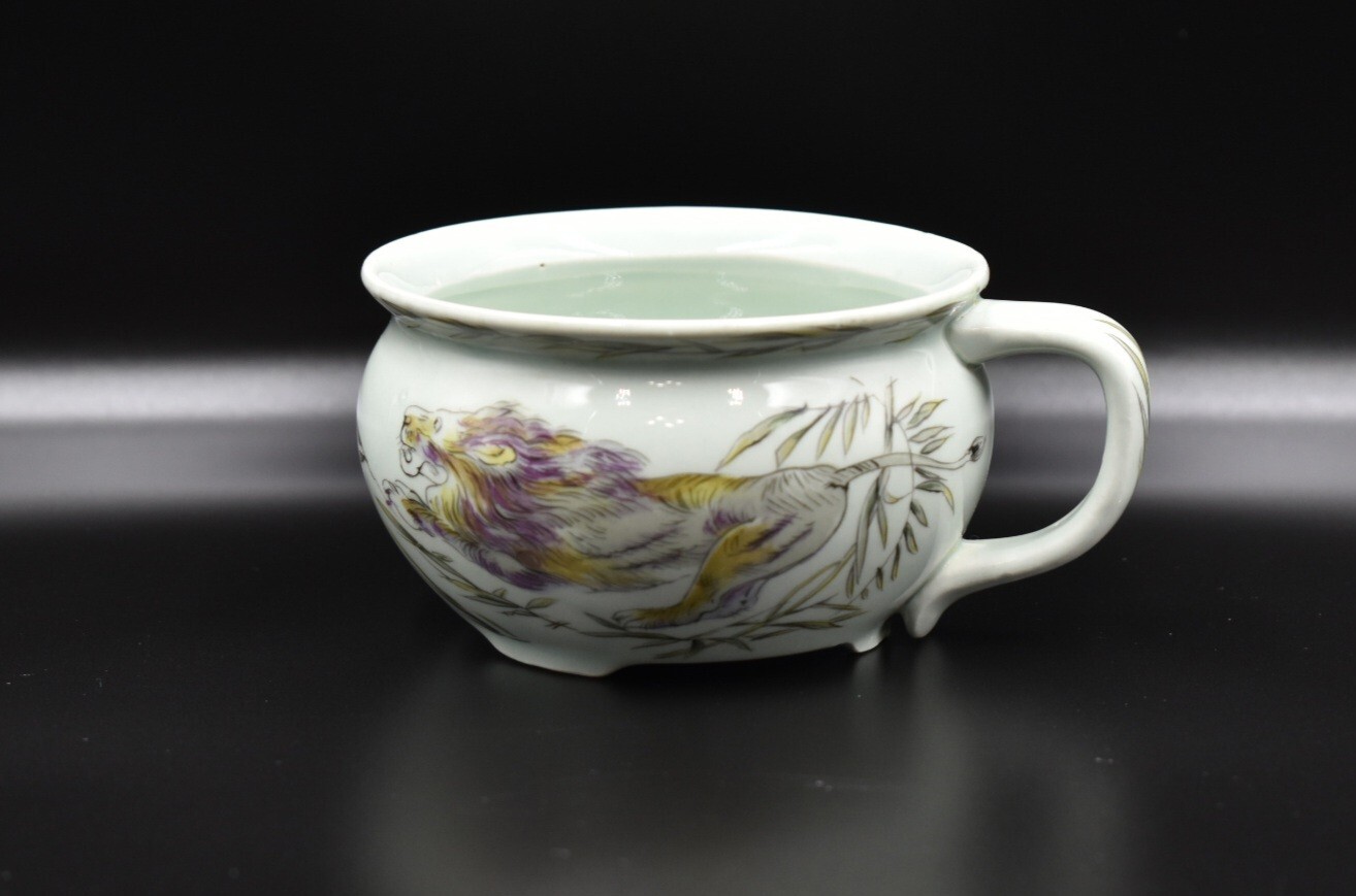 Japan Mohawk Running Lion Shaving Cream Mug Cup Porcelain Dapper Man Beard Vtg 