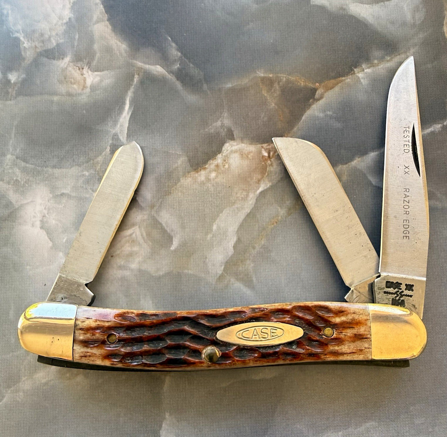 Vintage 1981 Case XX 9-Dot 6318 HP SS Medium Stockman Bone Pocket Knife Unused