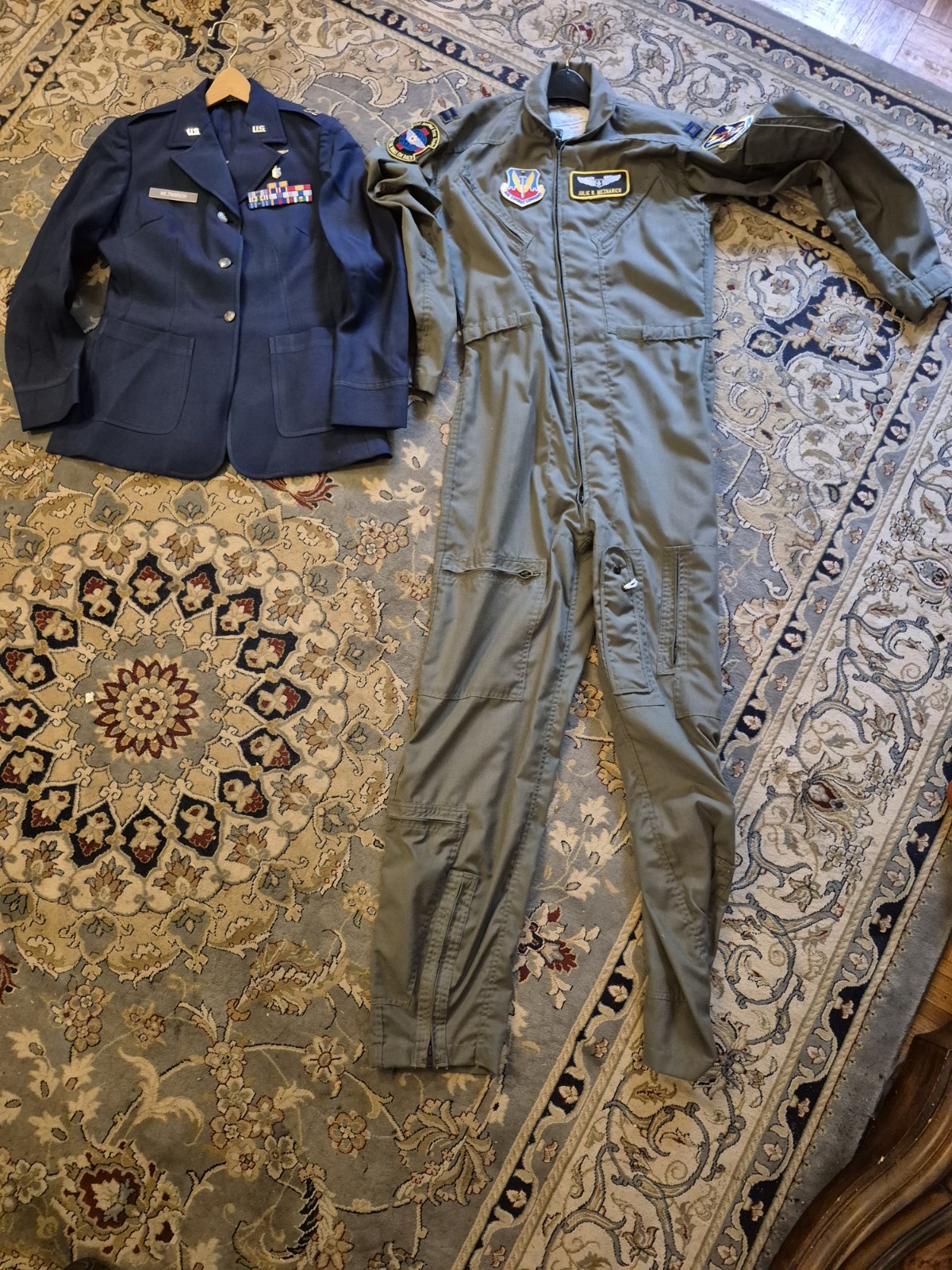 Post Vietnam Captains Uniform Grouping With Flight Suit Woman Veteran