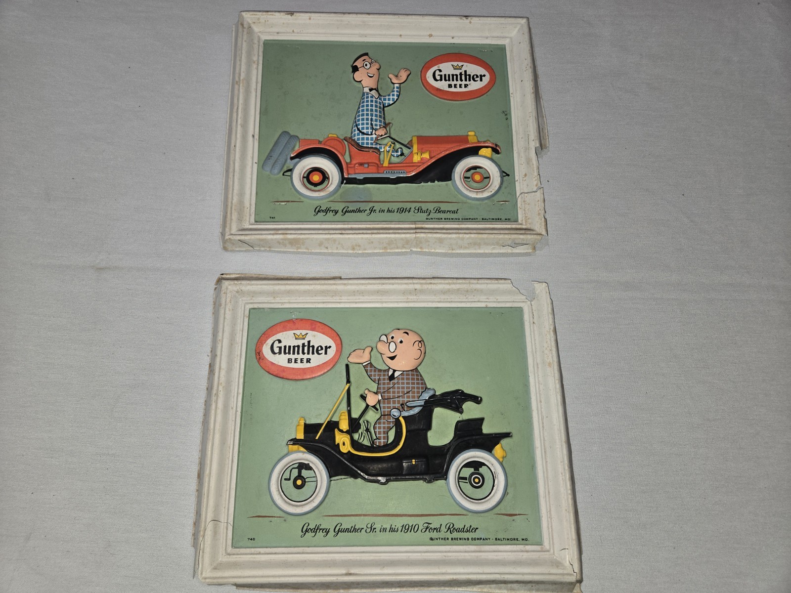 (2) 1950\'S GUNTHER BEER 12X10 3D PLASTIC SIGNS GODFREY GUNTHER SR JR OLD CARS