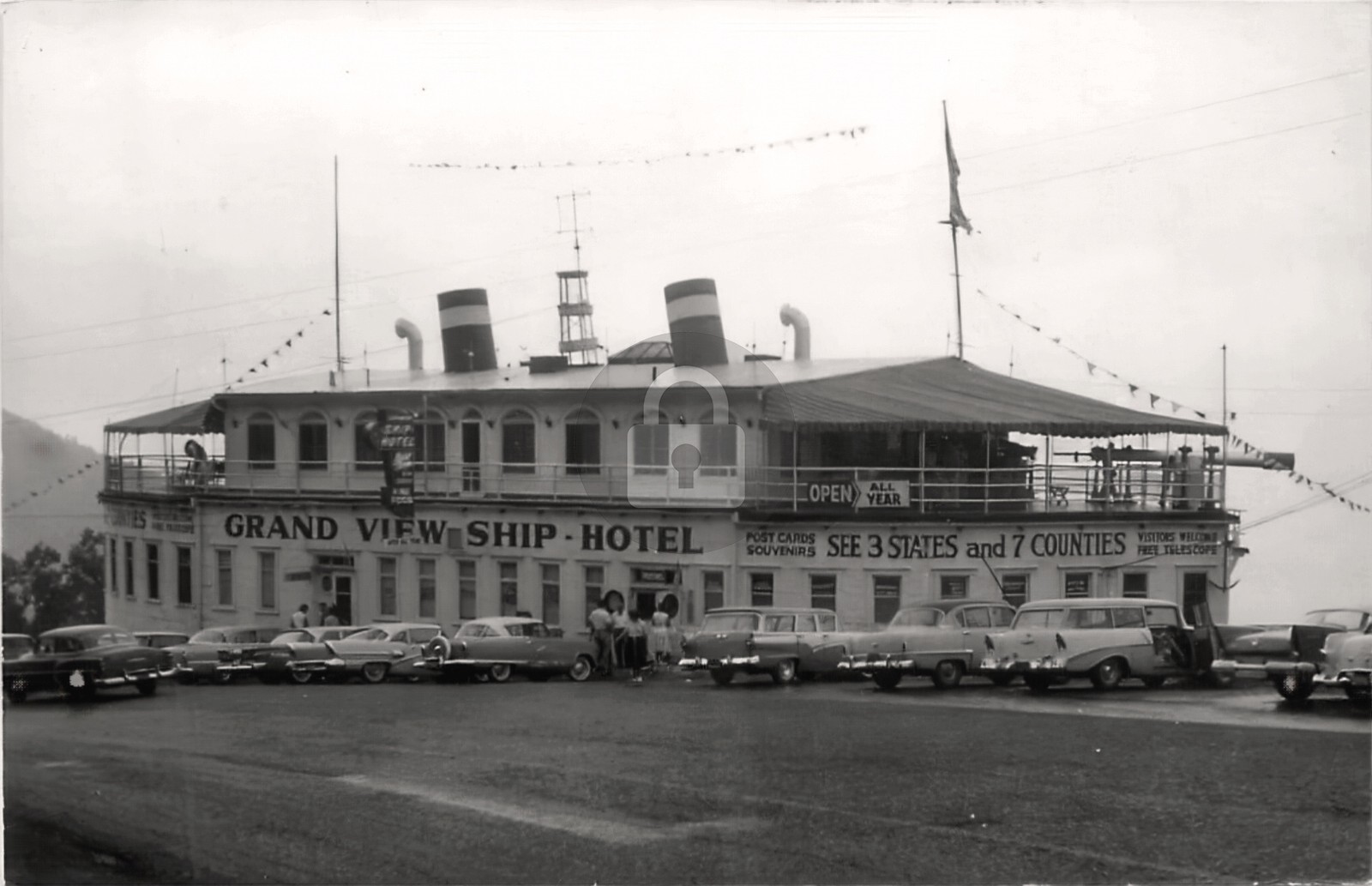 1950s Juniata PA Pennsylvania Grand View Ship Hotel RPPC Photo Postcard COPY