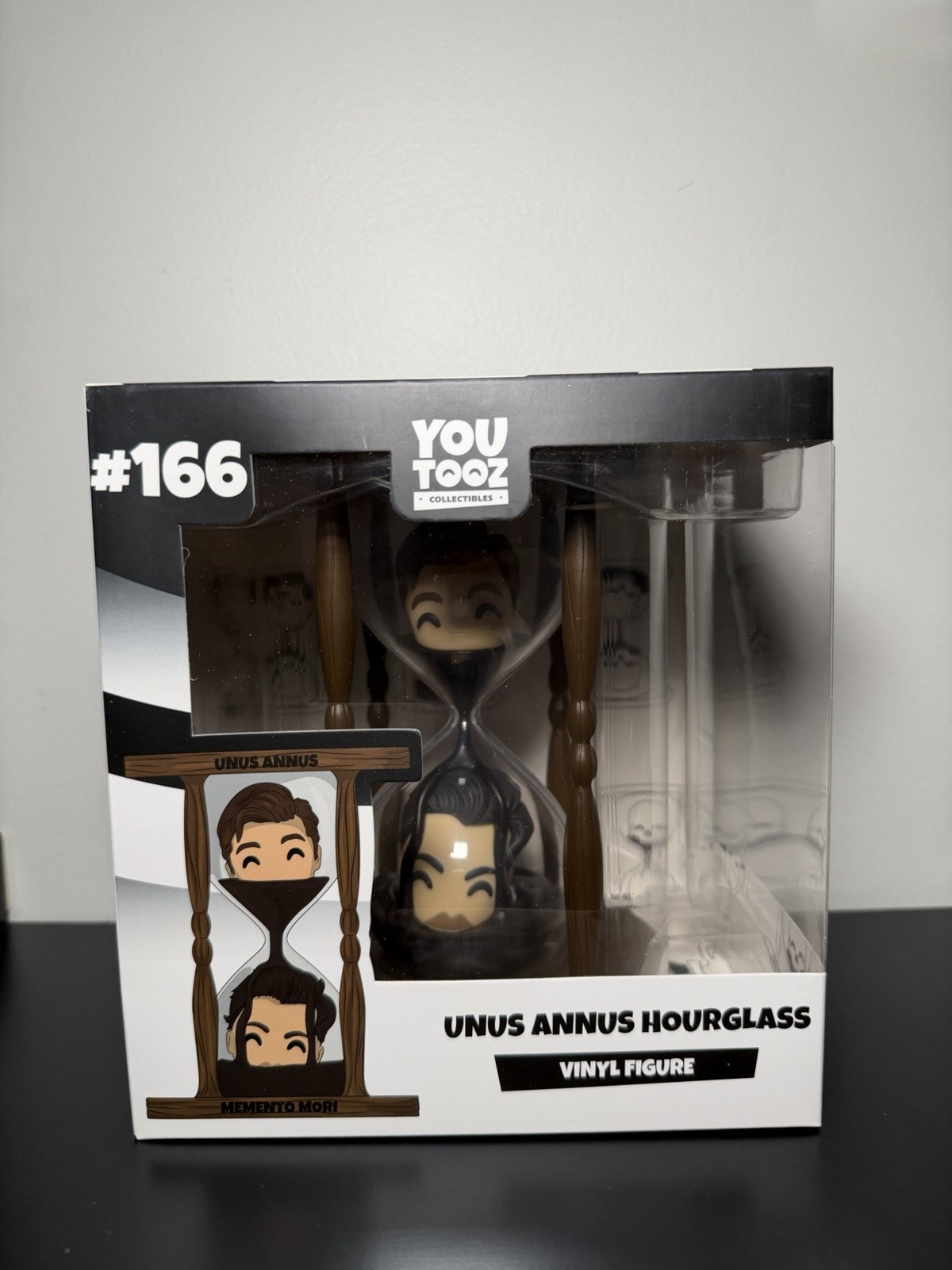 Youtooz Collectibles Unus Annus Hourglass #166 With Original Box and Sleeve