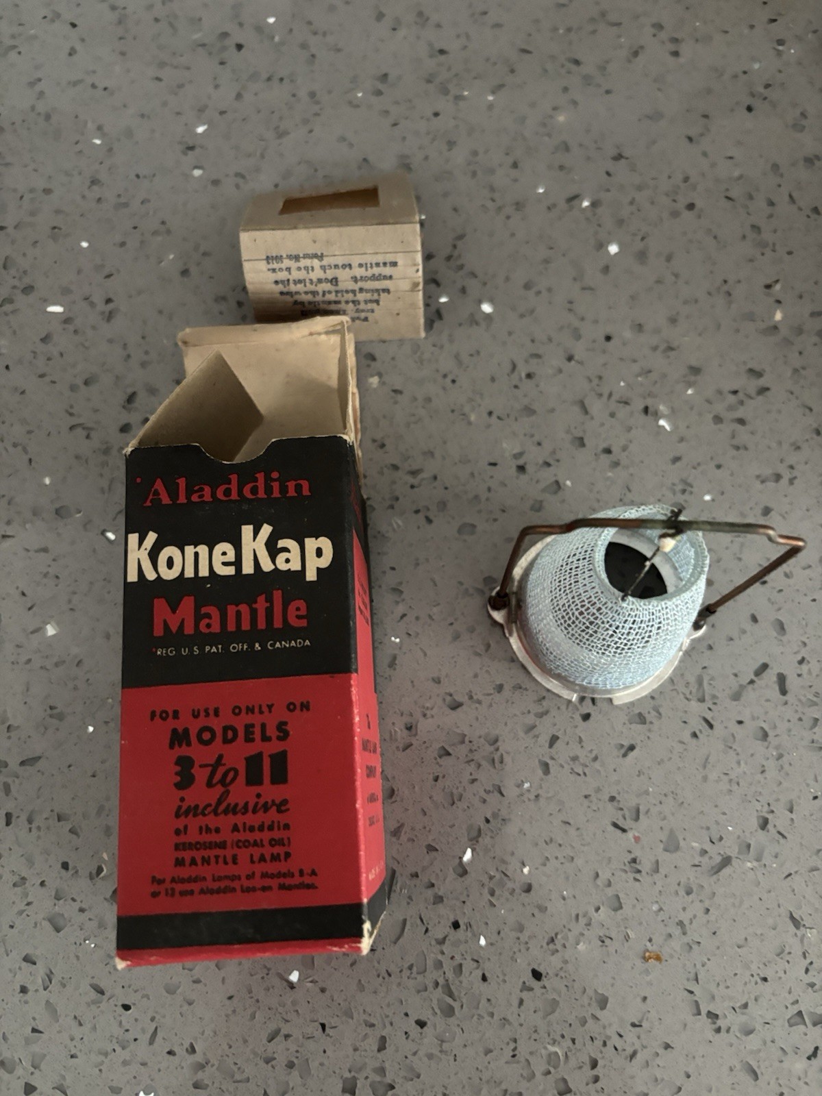 Aladdin Kone Kap Mantle for Models 3-11 Oil/Kerosene White Silver Mantle Lamps