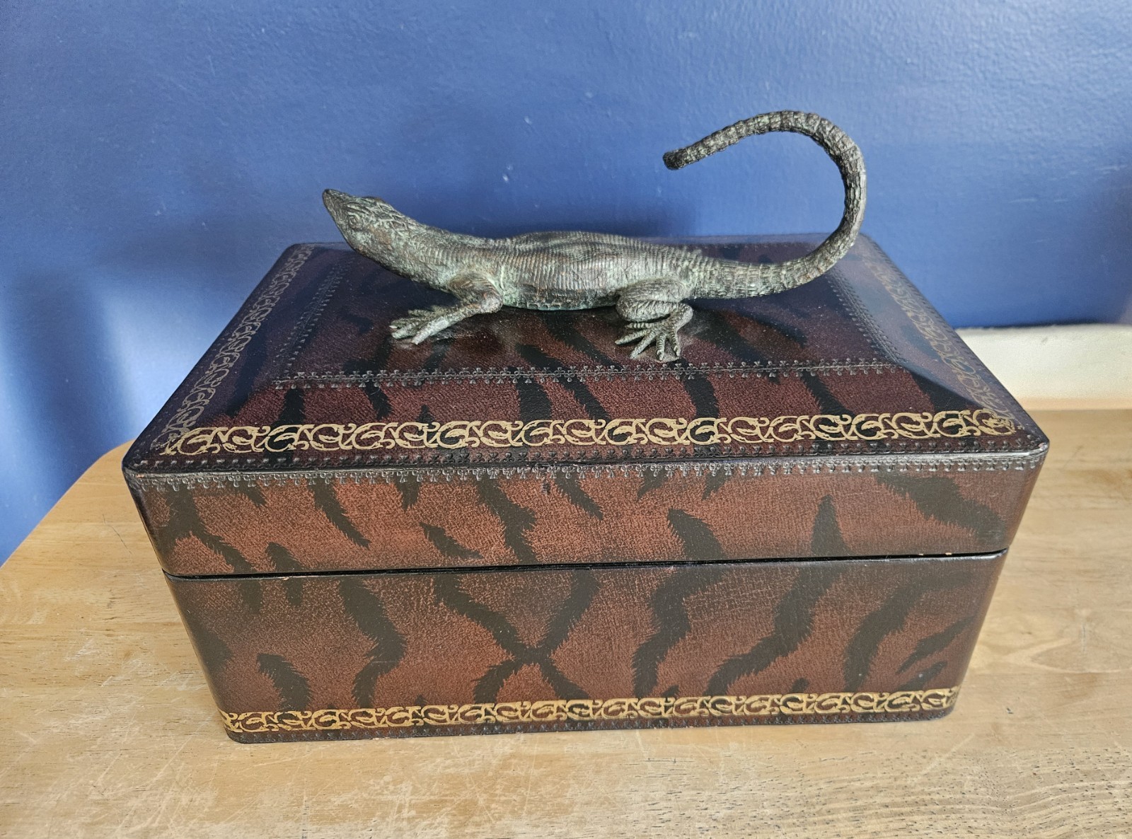 Vintage Maitland-Smith Bronze Lizard Box  HUMIDOR   Made In Phillipines 1966