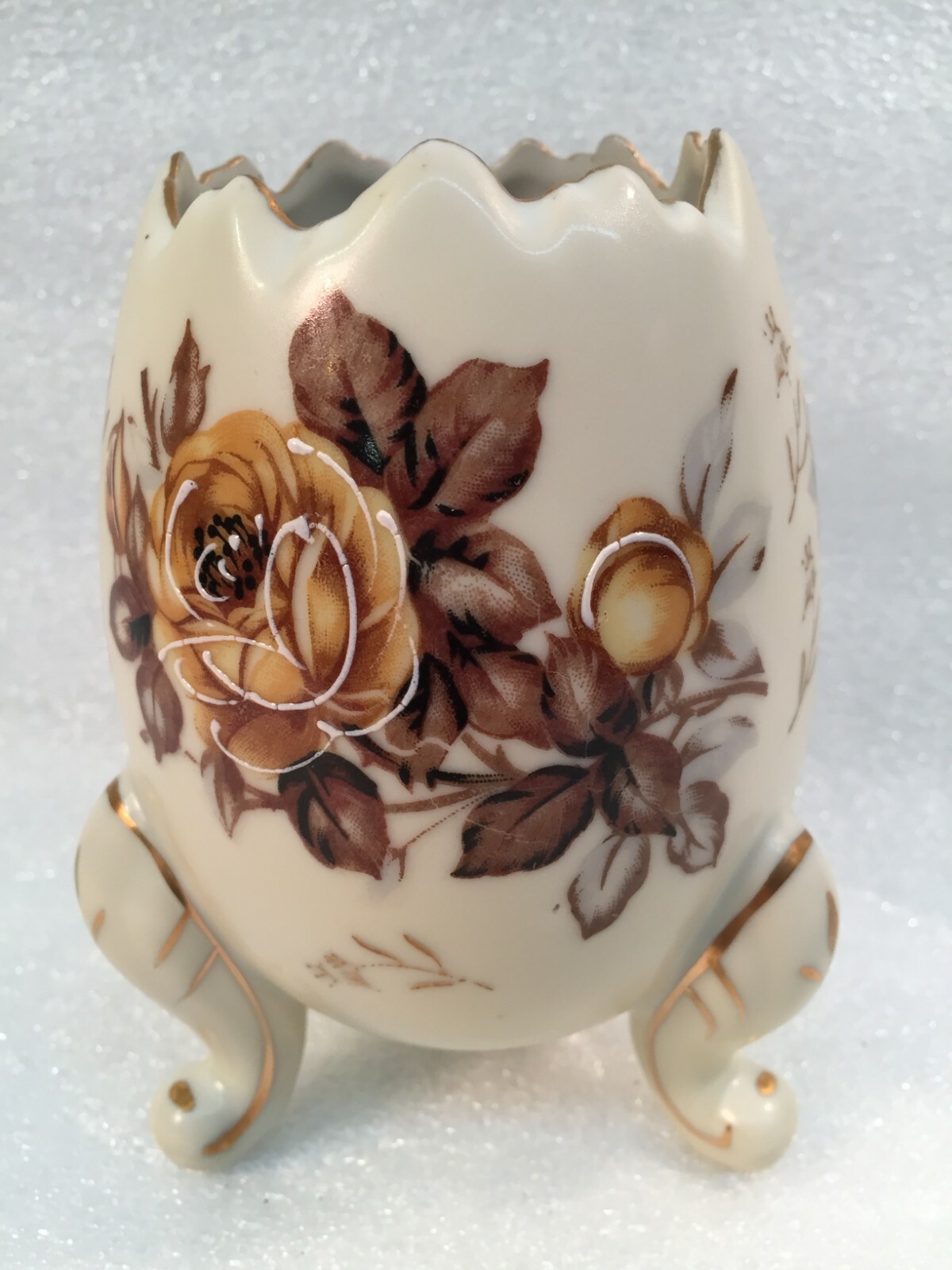 Vintage Porcelain INARCO Beige/Chocolate Brown Roses Footed Cracked Egg Vase