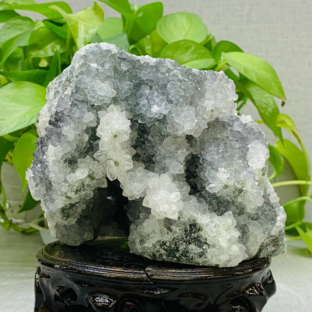 1970g Natural Amethyst Geode Mineral Specimen Crystal Quartz Energy Decoration