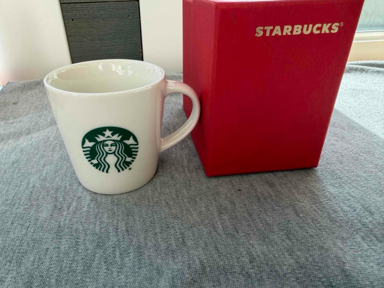 Starbucks 2015 Espresso 3 oz Classic Siren Mermaid Logo White Green NIB