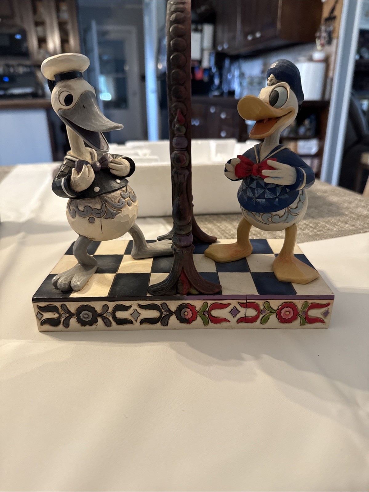Donald Duck Handsome As EVer Disney Disney Traditions Showcase Colle... Figure
