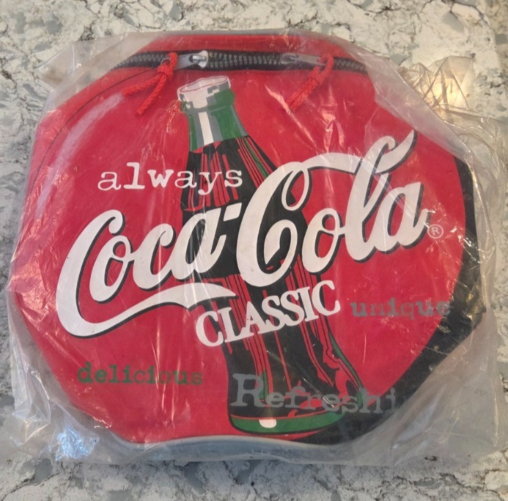 1998 Vintage Coca-Cola Classic Coke Can Soft Side Ice Chest Cooler New With Tag 1998 Vintage Coca-Cola Classic Coke Can Soft Side Ice Chest Cooler New With Tag