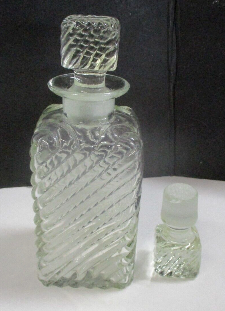 Mid Century Modern Diamond Glass Gin/Bourbon Decanter