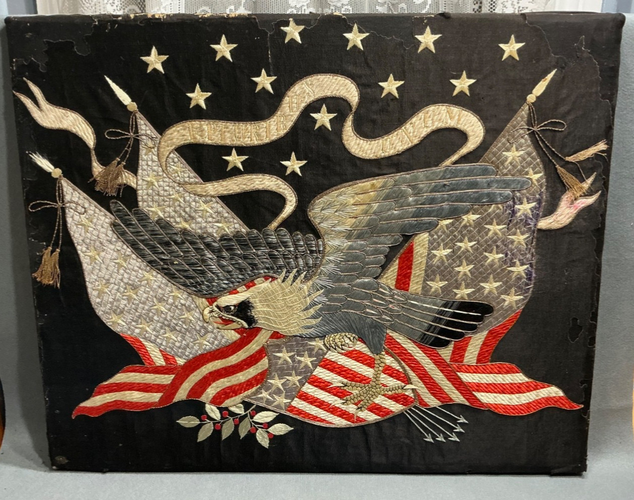 ANTIQUE c1908 GREAT WHITE FLEET JAPANESE SILK EMBROIDERY EAGLE & SHIELD BANNER