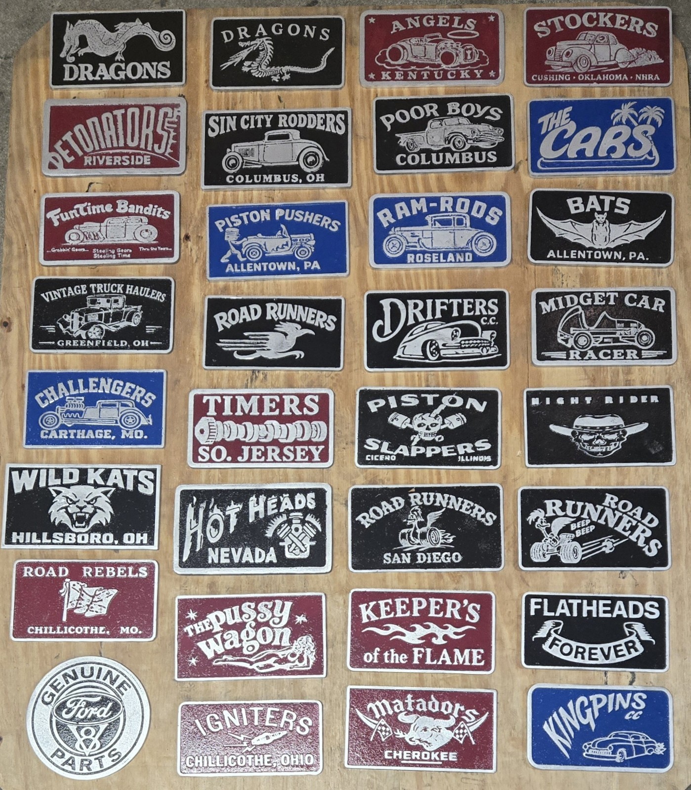 Cast Aluminum Car Club Plaque  Lot Of 32