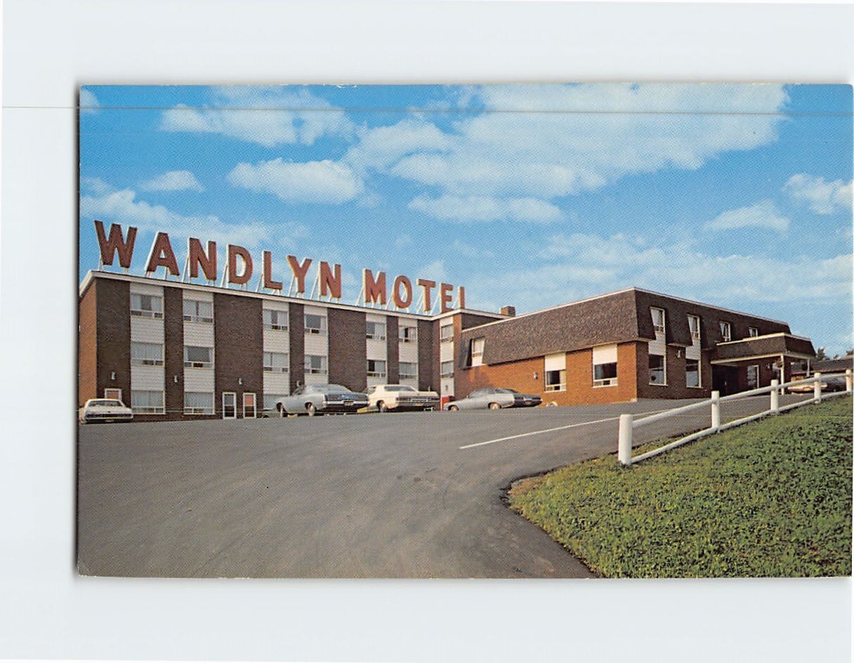 Postcard Wandlyn Motor Inn Campbellton Canada