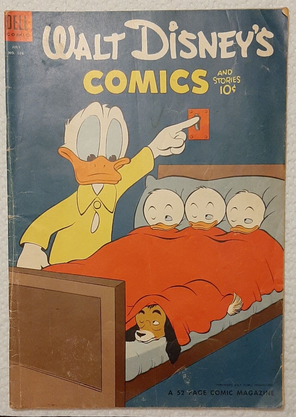 Walt Disney\'s Comics and Stories Vol. 14 No. 10 July 1954