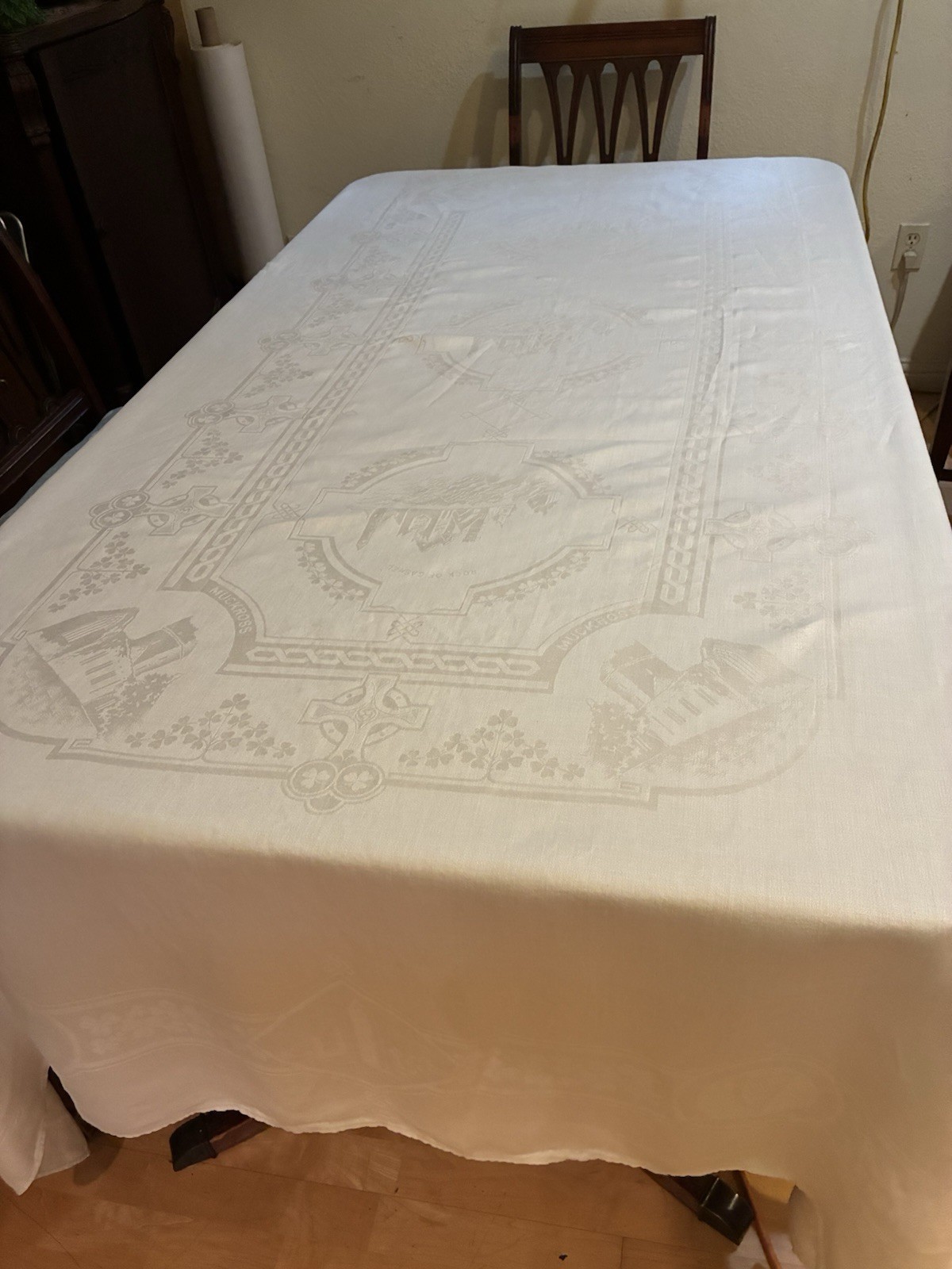 Vtg Muckross Irish Linen Double Damask Tablecloth Set 104x72 Selvedge 11 Pk