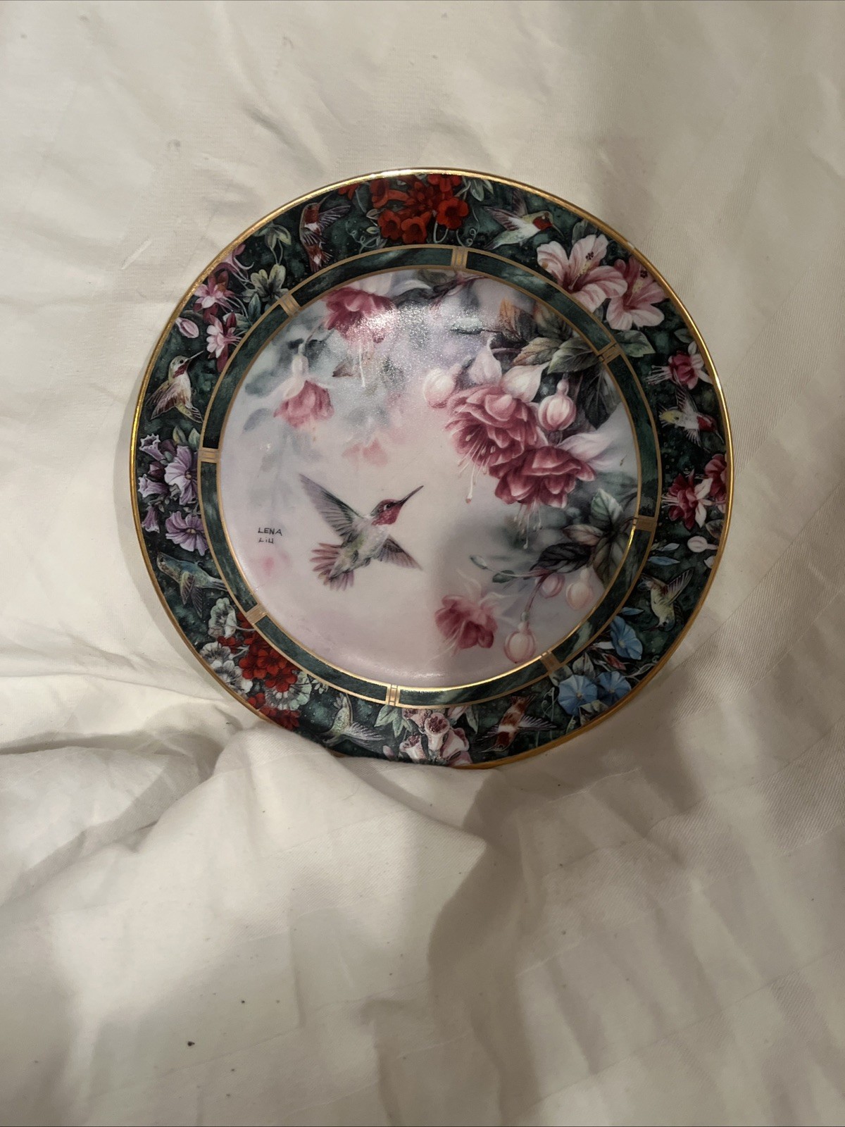 Lena Liu The Anna\'s Hummingbird Plate  Hummingbird Treasury Collection 